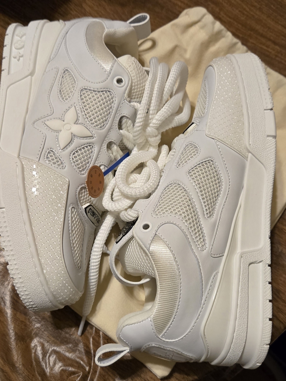 Louis Vuitton Mens White LV Skater Sneakers - Picture 2 of 11